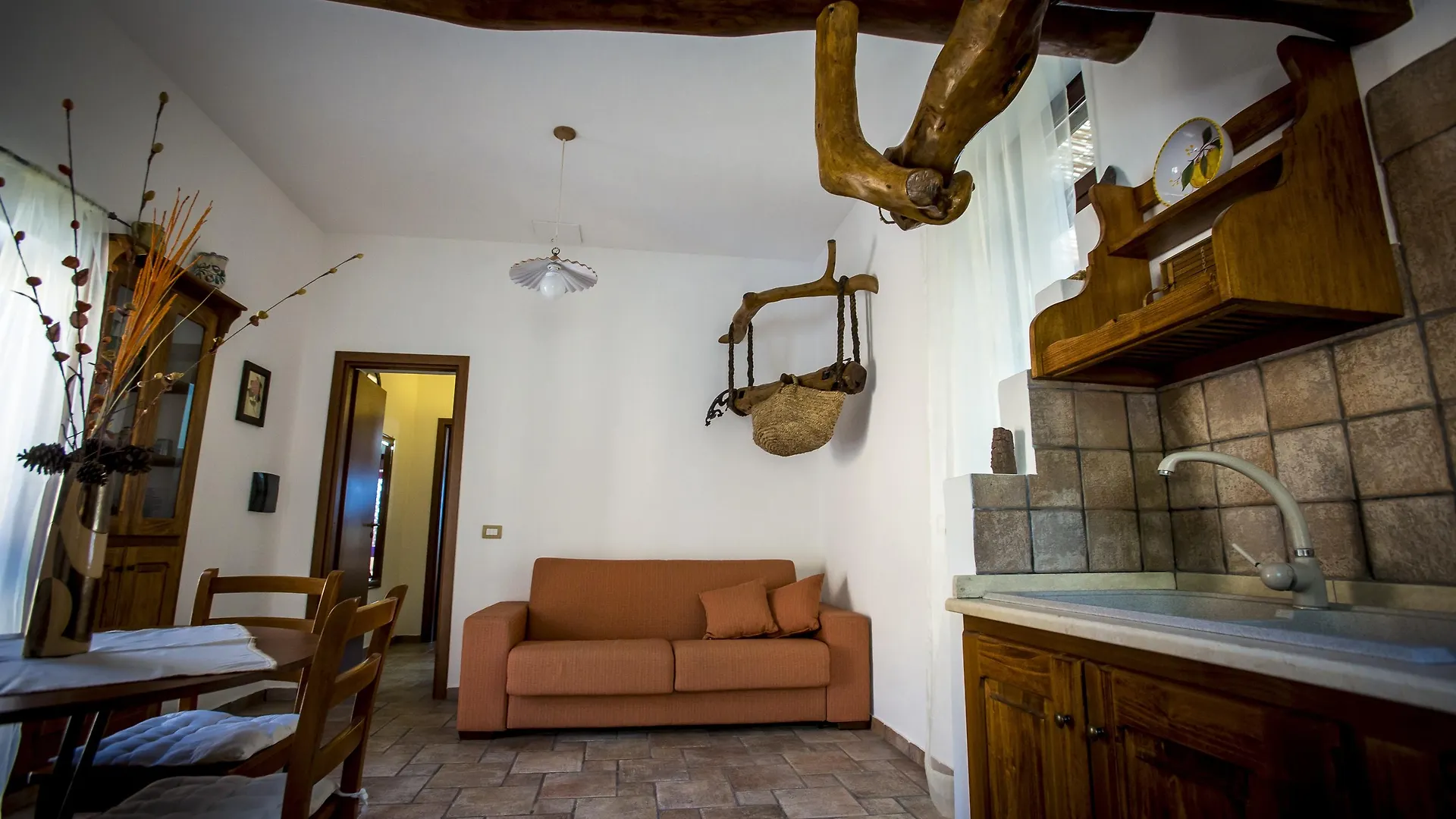 **** Aparthotel Resort Al Belvedere Salina Leni Italien