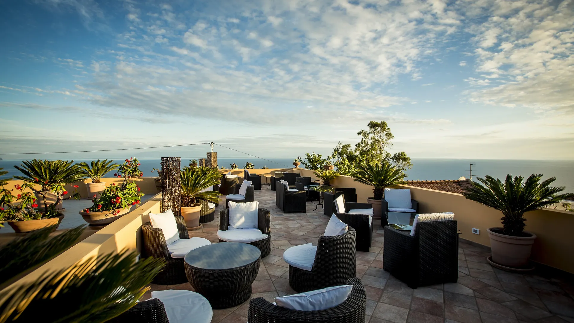 Resort Al Belvedere Salina Leni 4*,  Italien