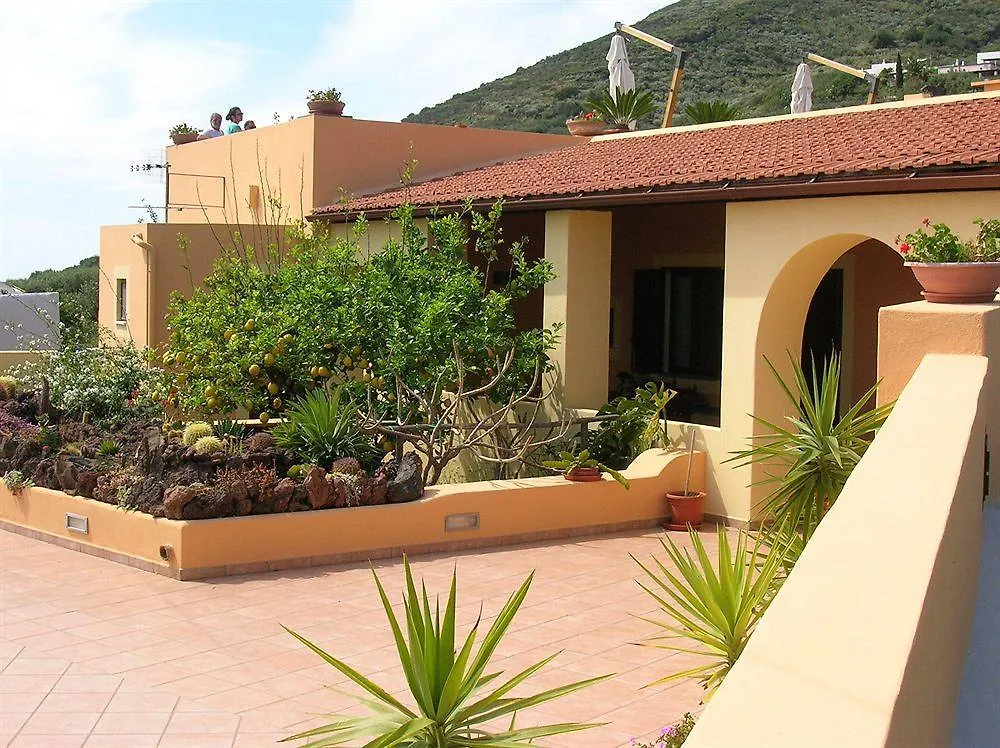 Resort Al Belvedere Salina Leni