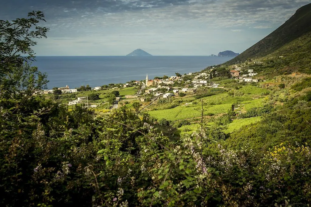 Resort Al Belvedere Salina Leni 4*,  Italien