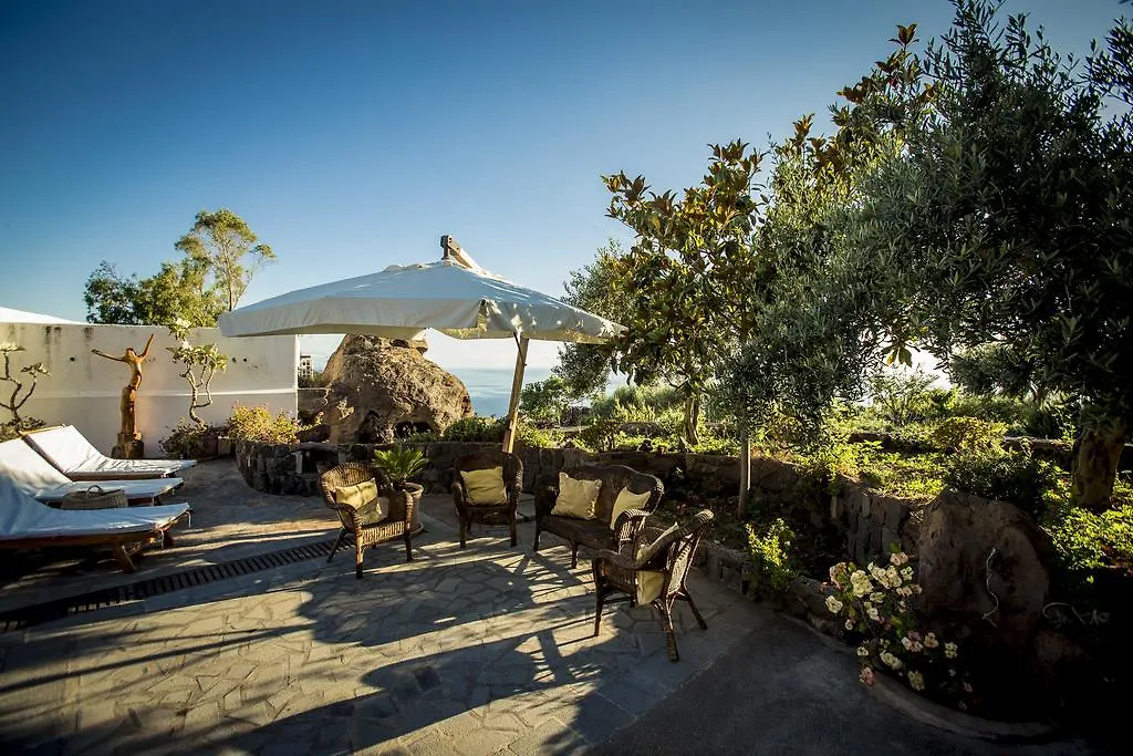 Resort Al Belvedere Salina Leni Aparthotel