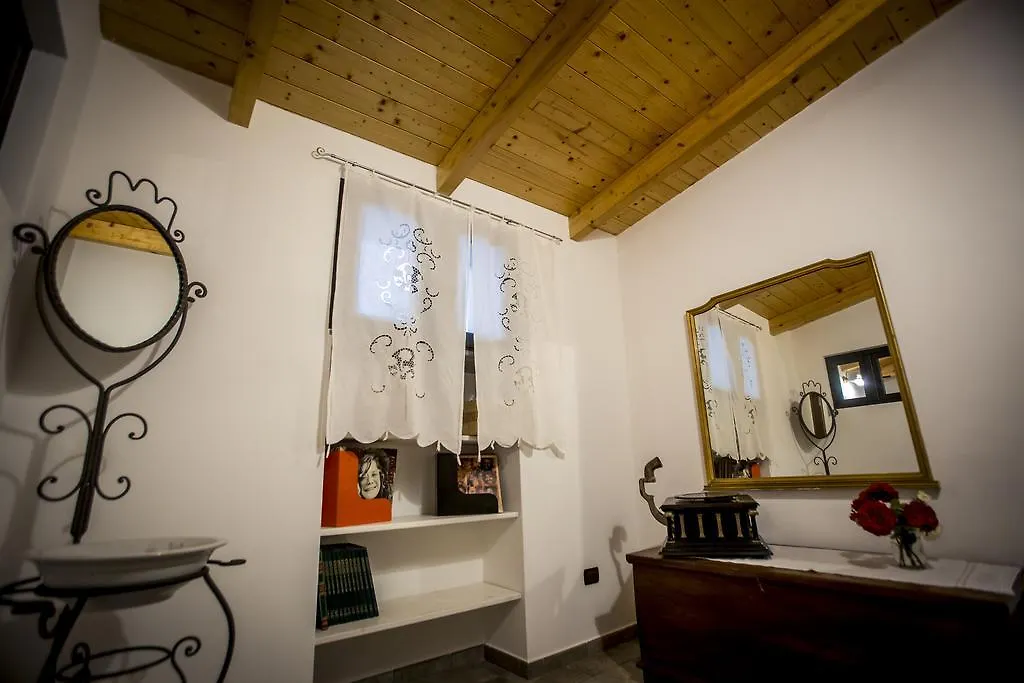 Resort Al Belvedere Salina Leni 4*,