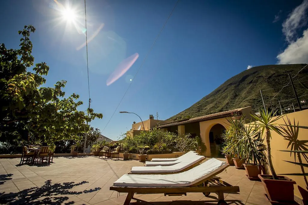 Aparthotel Resort Al Belvedere Salina Leni