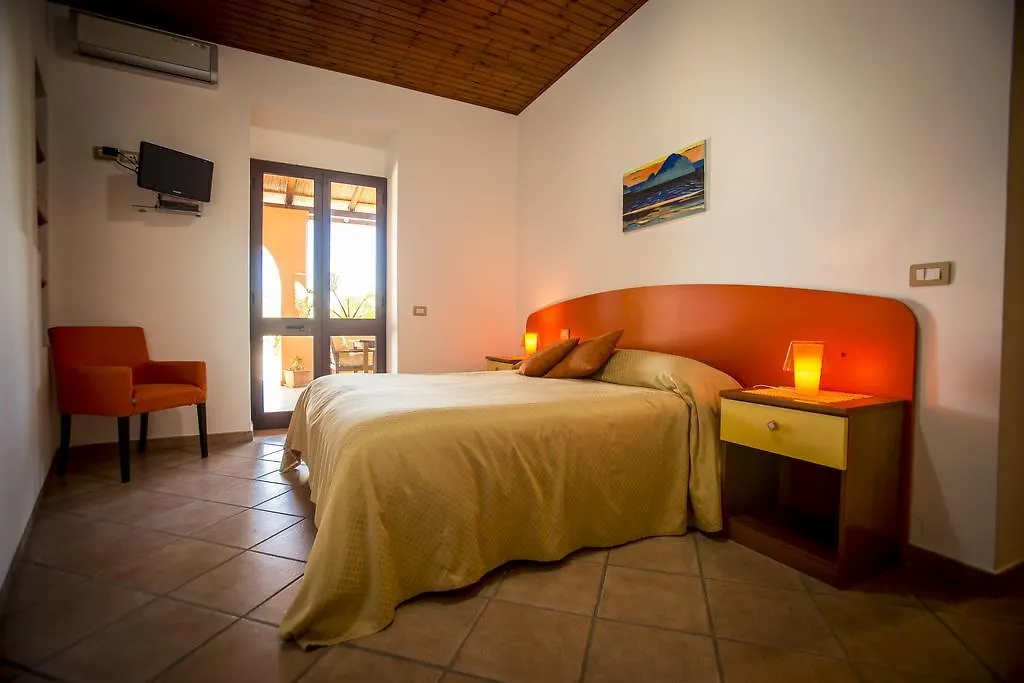 Resort Al Belvedere Salina Leni Aparthotel